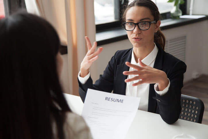 10 Interview Questions & Answers To Prepare For A Project Manager Job